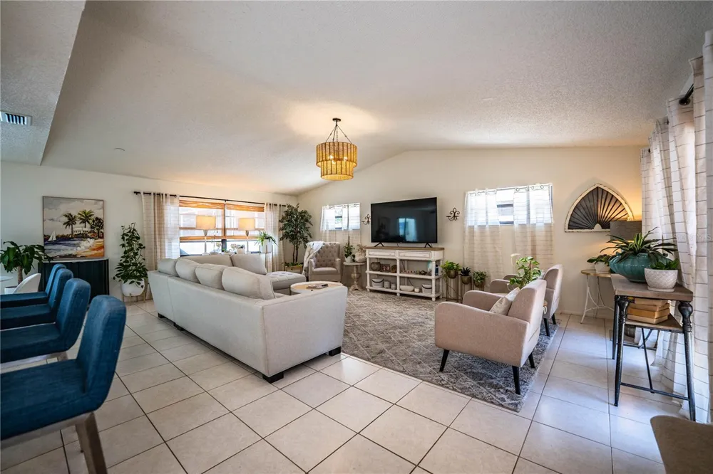 14803 SUNSET DRIVE Largo, FL 33774