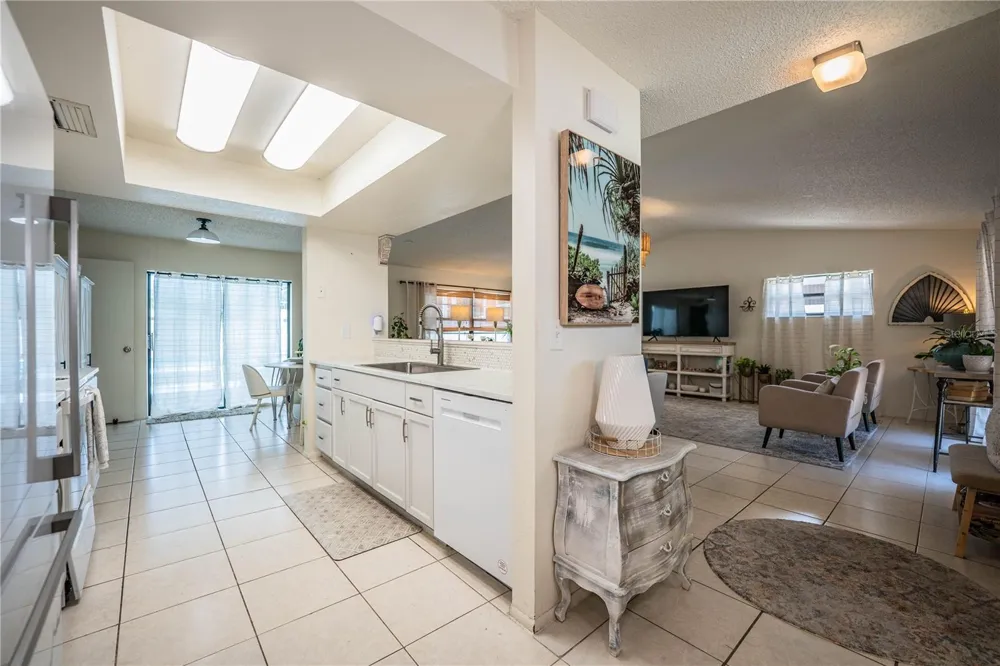 14803 SUNSET DRIVE Largo, FL 33774