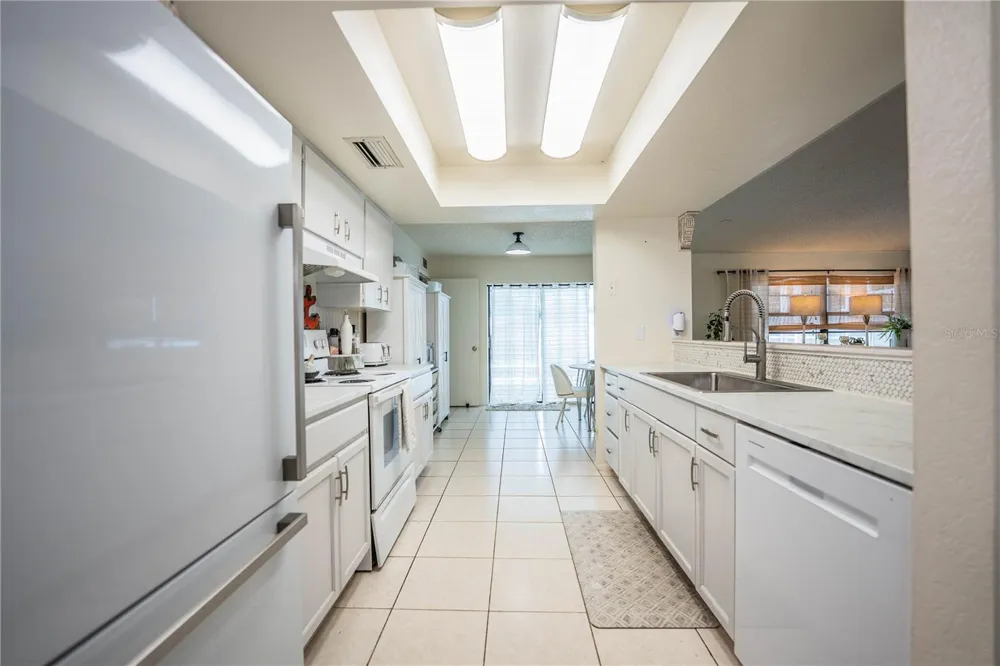 14803 SUNSET DRIVE Largo, FL 33774