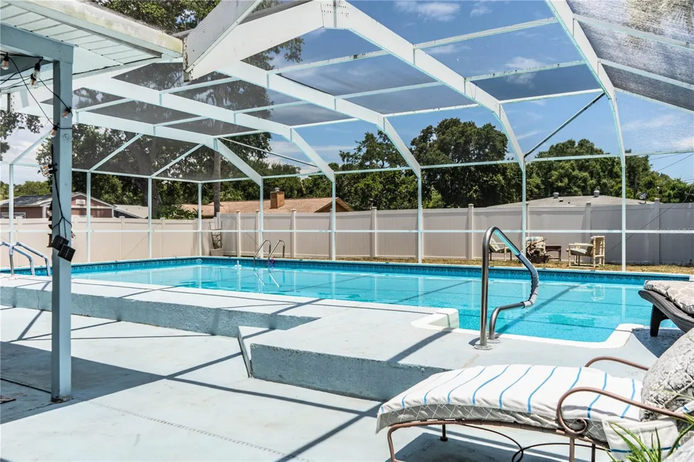 14803 SUNSET DRIVE Largo, FL 33774