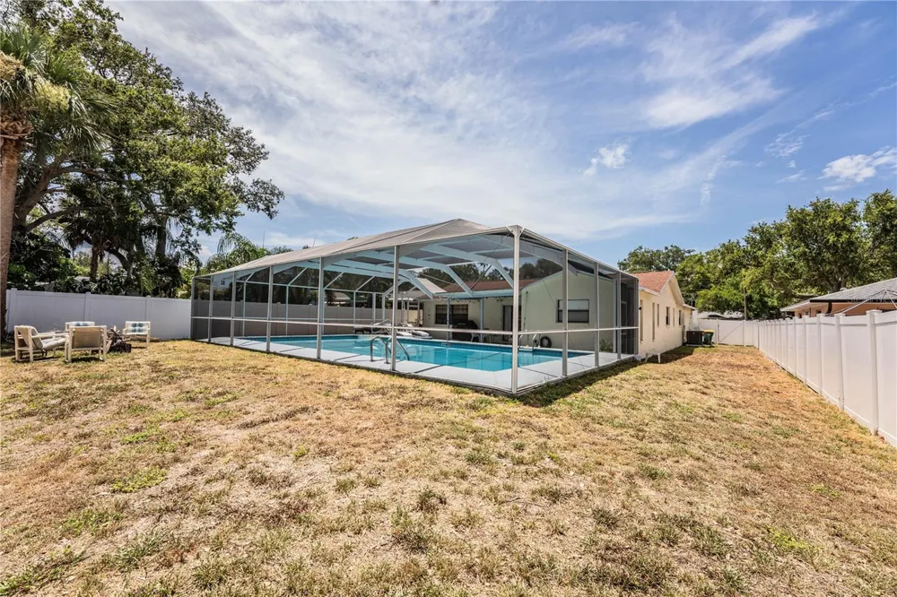14803 SUNSET DRIVE Largo, FL 33774