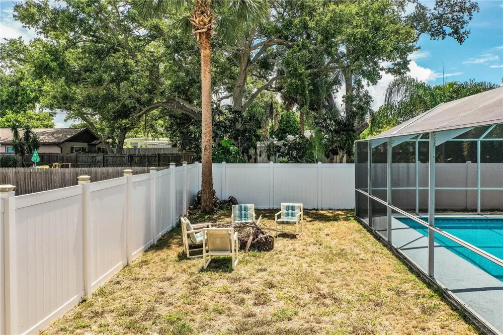 14803 SUNSET DRIVE Largo, FL 33774