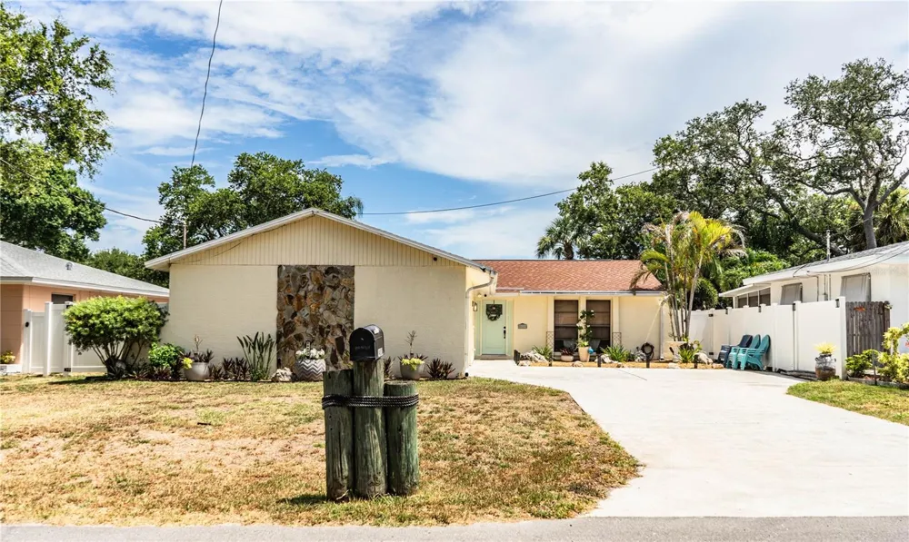 14803 SUNSET DRIVE Largo, FL 33774
