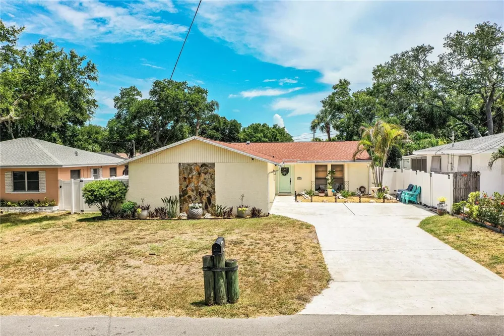 14803 SUNSET DRIVE Largo, FL 33774