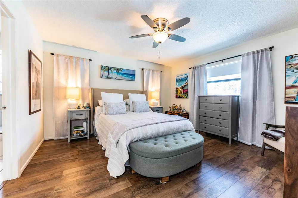 14803 SUNSET DRIVE Largo, FL 33774