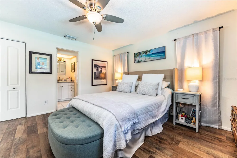 14803 SUNSET DRIVE Largo, FL 33774