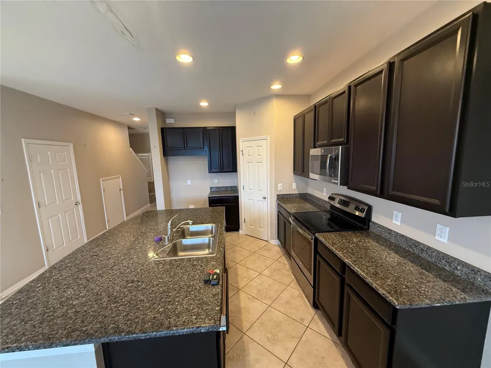6629 HOLLY HEATH DRIVE Riverview, FL 33578