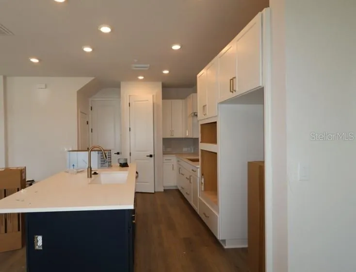 7199 TIDELAND LANE Sarasota, FL 34240
