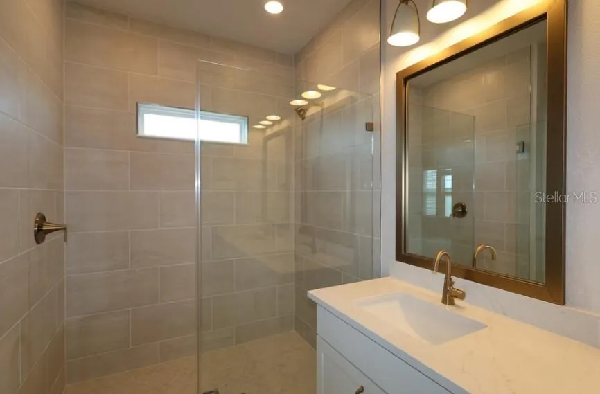 7199 TIDELAND LANE Sarasota, FL 34240