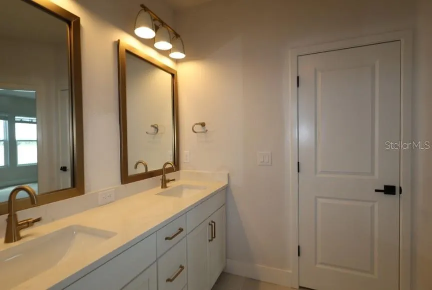 7199 TIDELAND LANE Sarasota, FL 34240