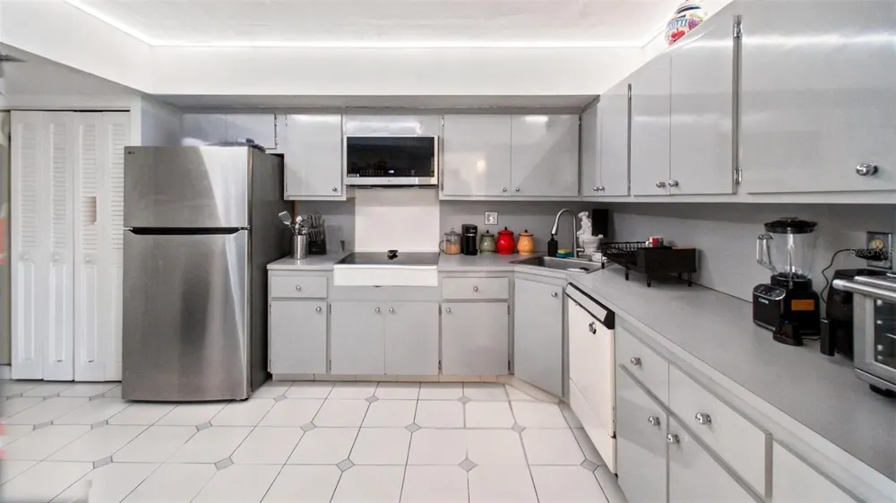2150 SANS SOUCI BOULEVARD ##C402 North Miami, FL 33181