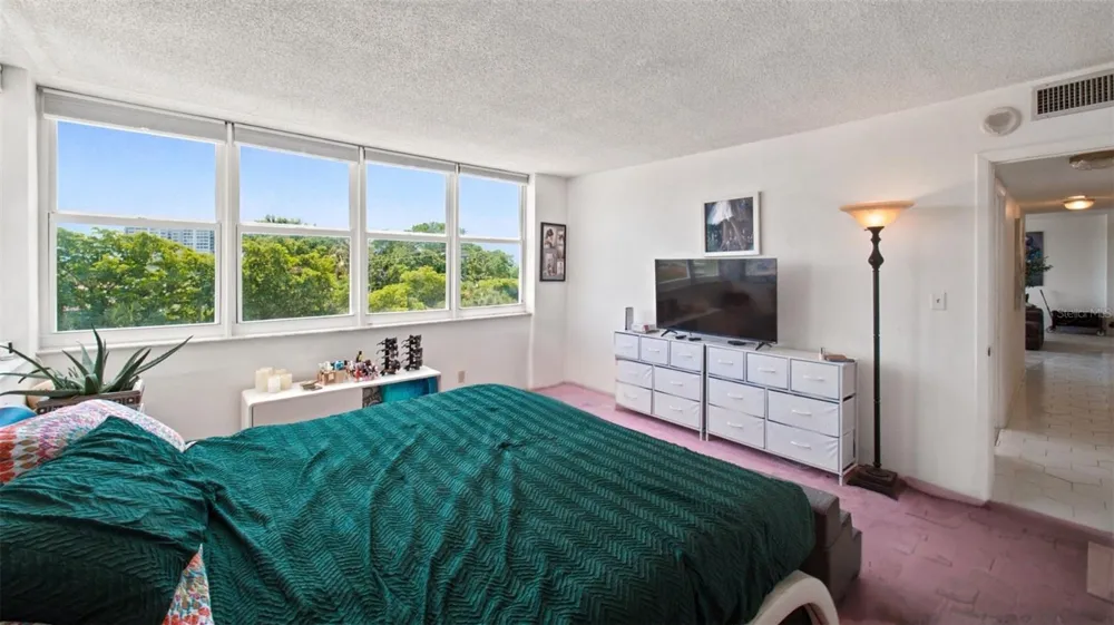 2150 SANS SOUCI BOULEVARD ##C402 North Miami, FL 33181