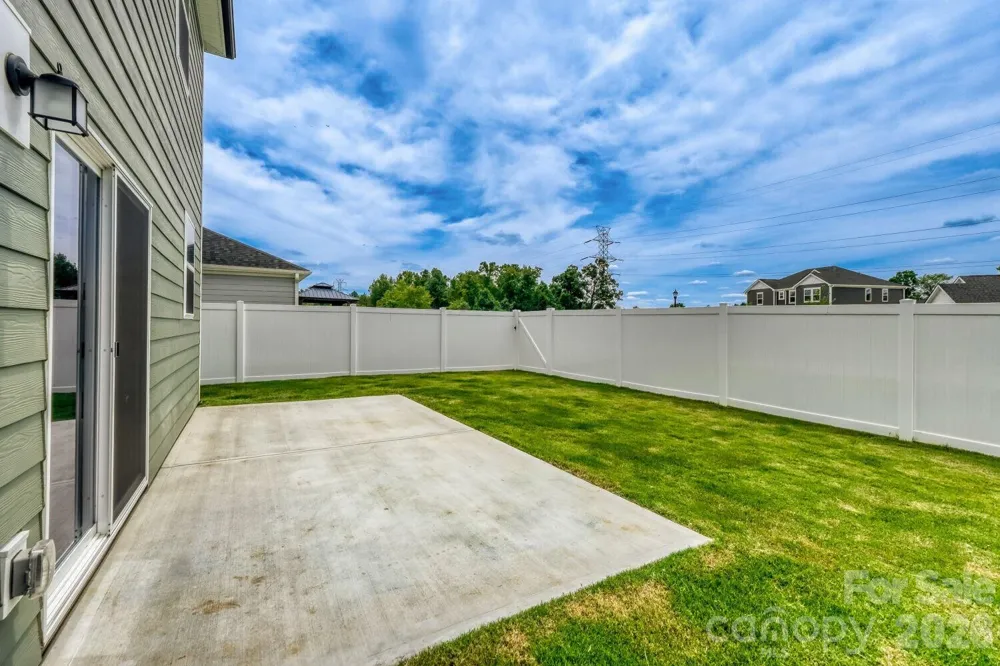 3244 Maya Lane Midland, NC 28107