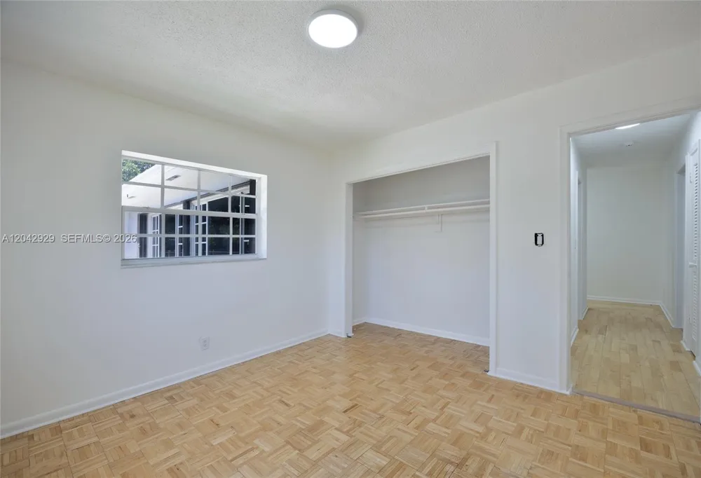 2757 NW 116th Ter Coral Springs, FL 33065