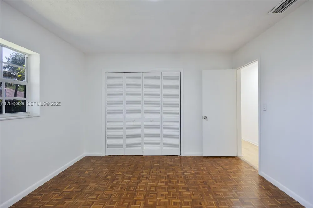 2757 NW 116th Ter Coral Springs, FL 33065