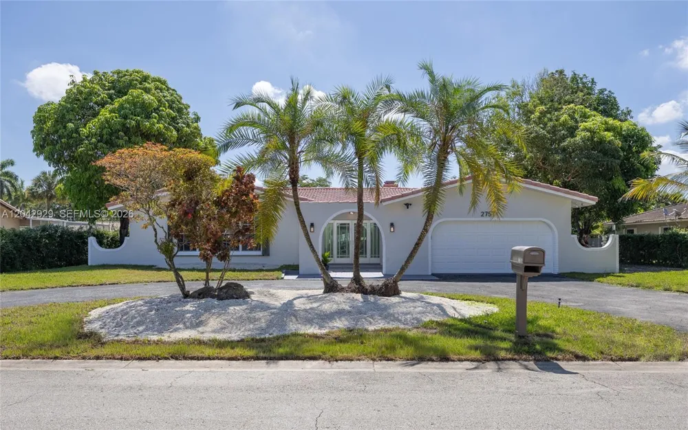2757 NW 116th Ter Coral Springs, FL 33065