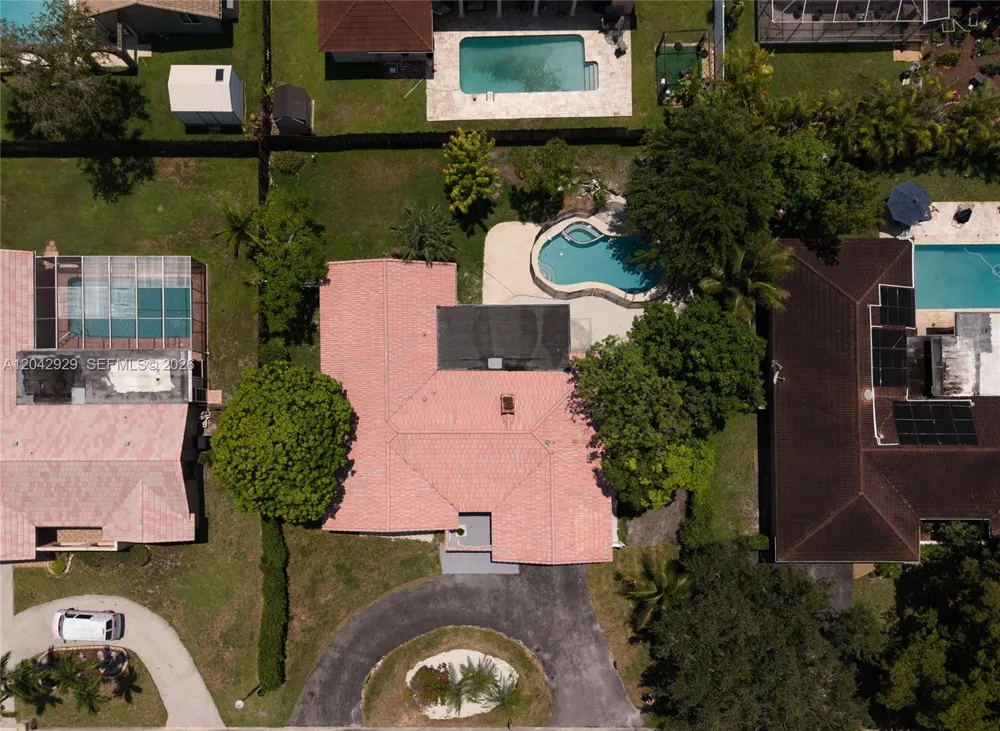 2757 NW 116th Ter Coral Springs, FL 33065