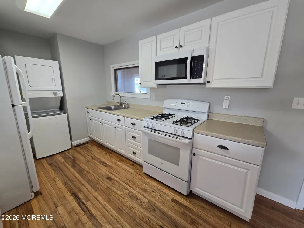 106 E Granada Drive Brick, NJ 08723