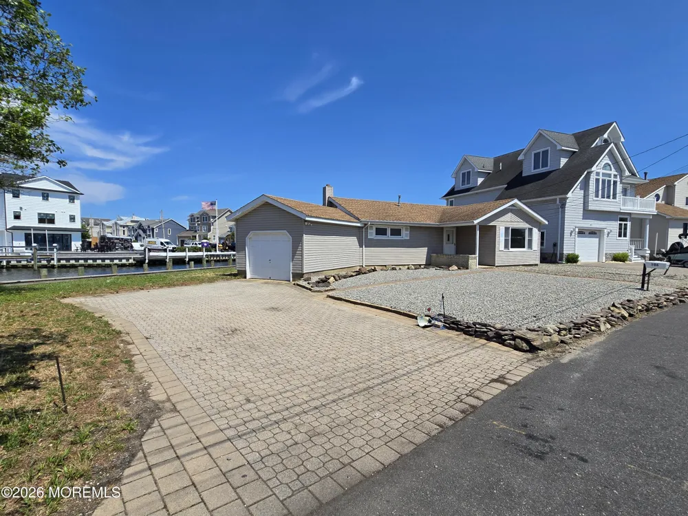 106 E Granada Drive Brick, NJ 08723