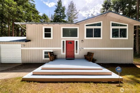 1074 Estate Lane
