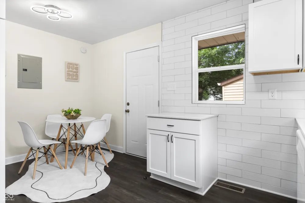 4761 Wellington Avenue Lawrence, IN 46226