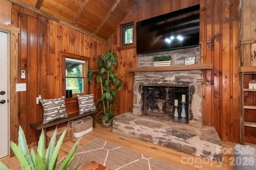 284 Grady Winkler Road Boone, NC 28607