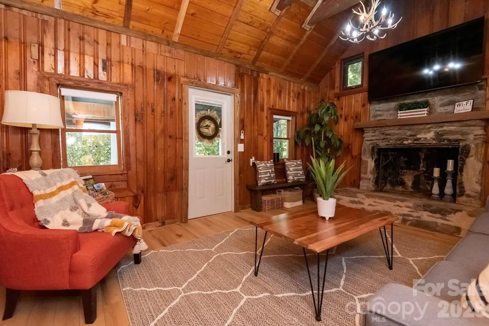 284 Grady Winkler Road Boone, NC 28607