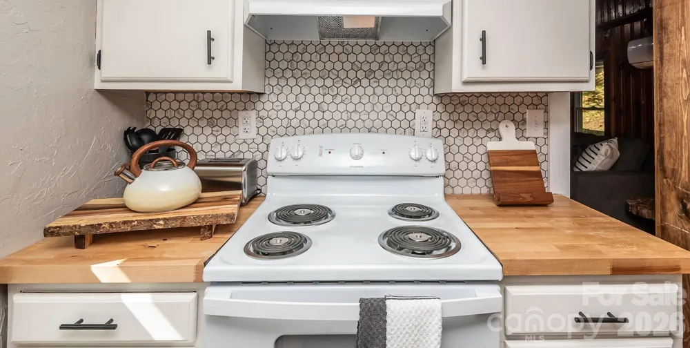 284 Grady Winkler Road Boone, NC 28607