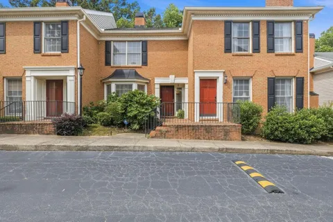 65 Mount Vernon Circle