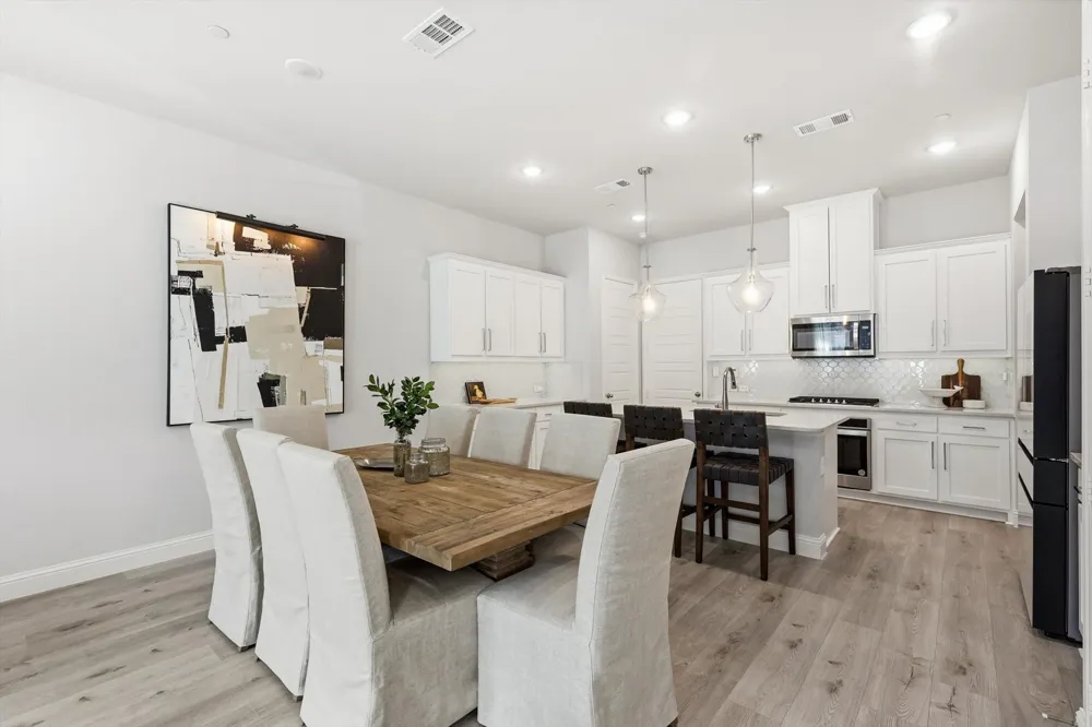12952 Wymeth Drive Farmers Branch, TX 75234
