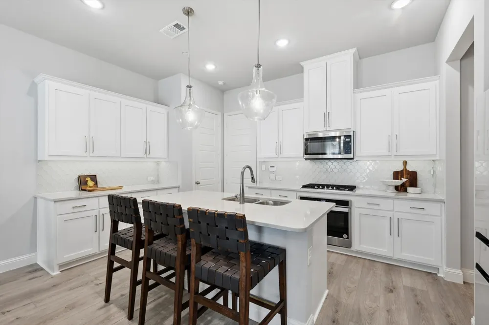 12952 Wymeth Drive Farmers Branch, TX 75234