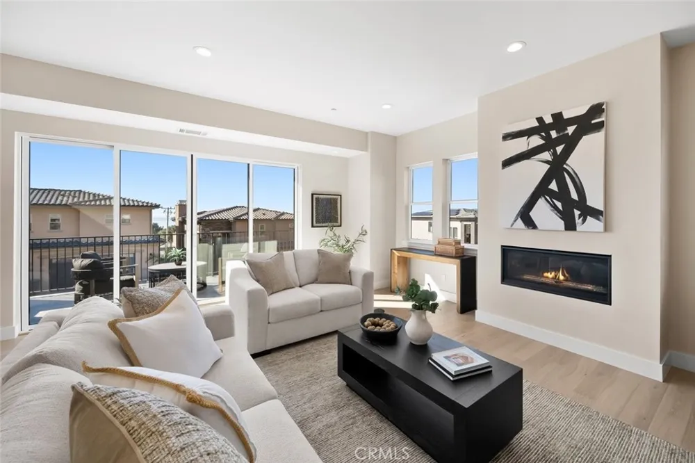 2732 Barcelona Street Pismo Beach, CA 93449