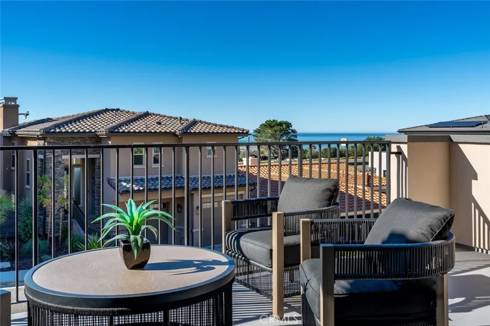 2732 Barcelona Street Pismo Beach, CA 93449