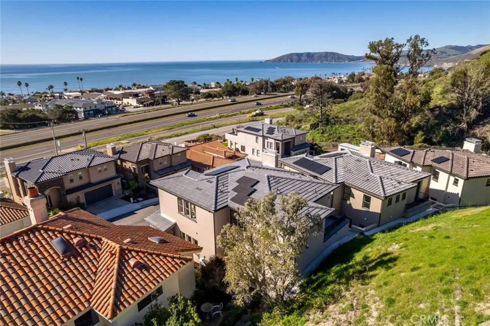 2732 Barcelona Street Pismo Beach, CA 93449
