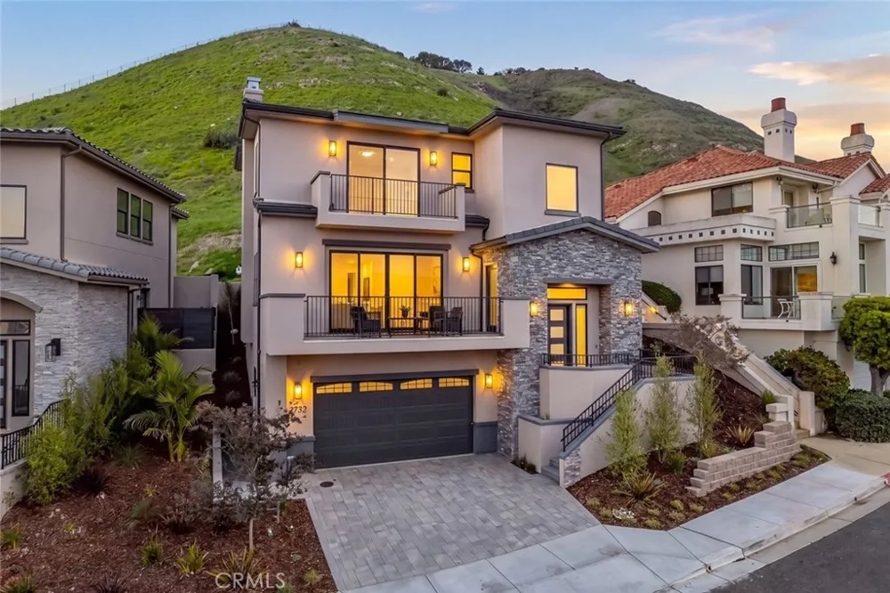 2732 Barcelona Street Pismo Beach, CA 93449