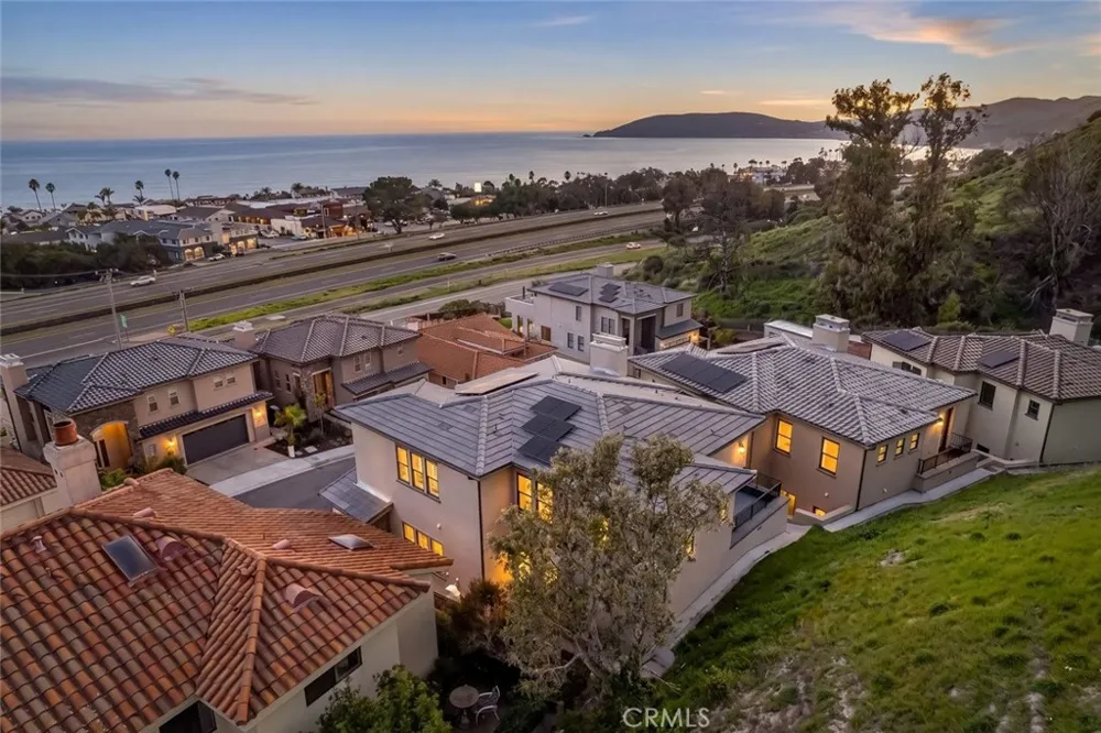 2732 Barcelona Street Pismo Beach, CA 93449