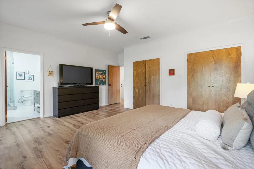400 Hackberry Street Lockhart, TX 78644