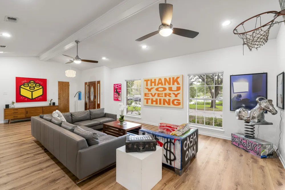 400 Hackberry Street Lockhart, TX 78644