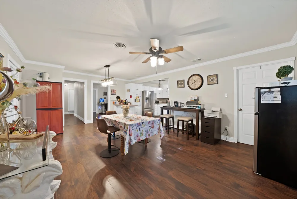 7824 Whitney Drive White Settlement, TX 76108