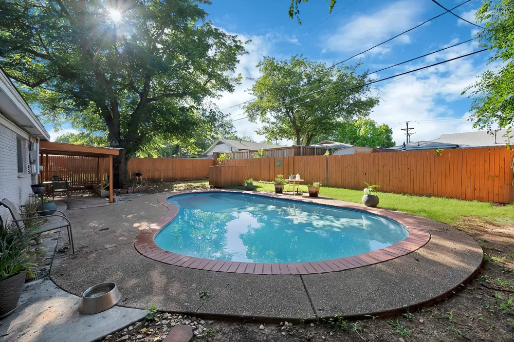 7824 Whitney Drive White Settlement, TX 76108