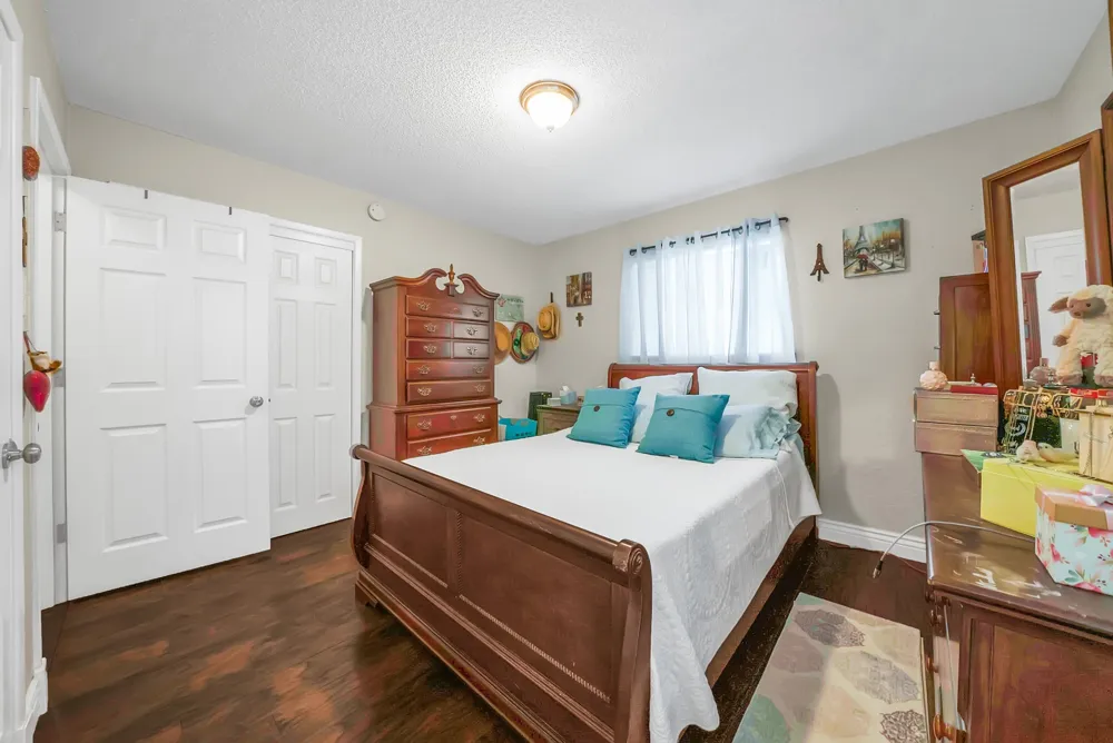 7824 Whitney Drive White Settlement, TX 76108