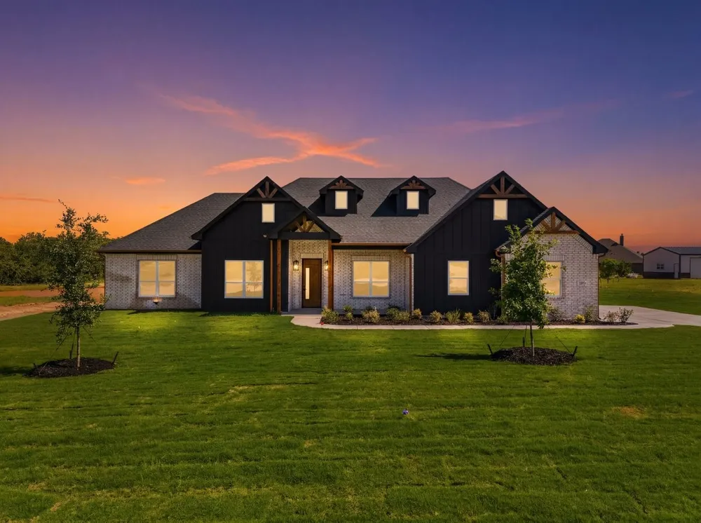 508 Ashlow Court Springtown, TX 76082
