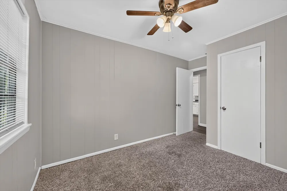208 D STREET Whitesboro, TX 76273