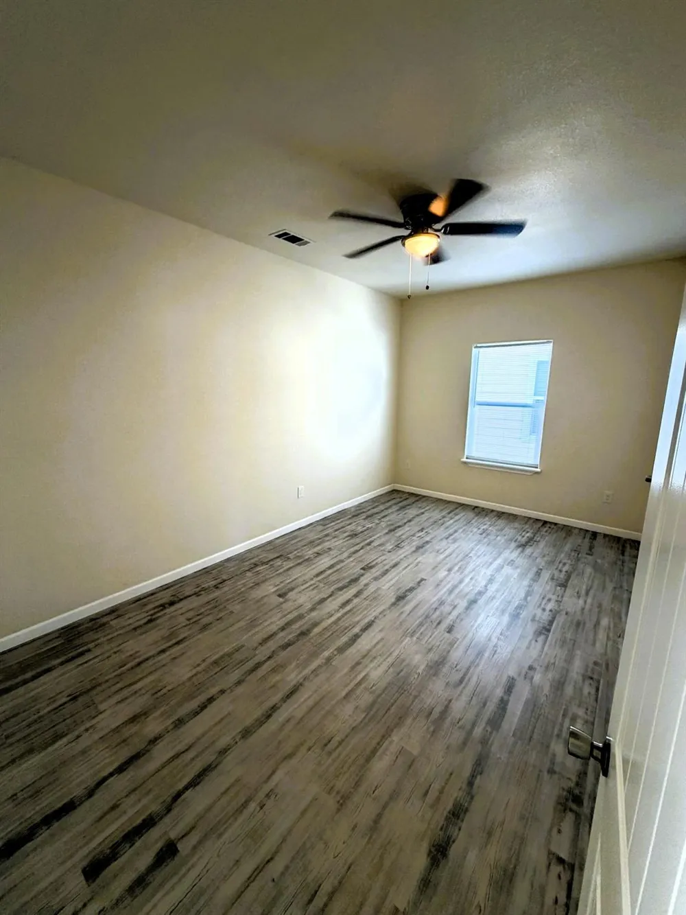 18 Edgewater Bayou Vista, TX 77563