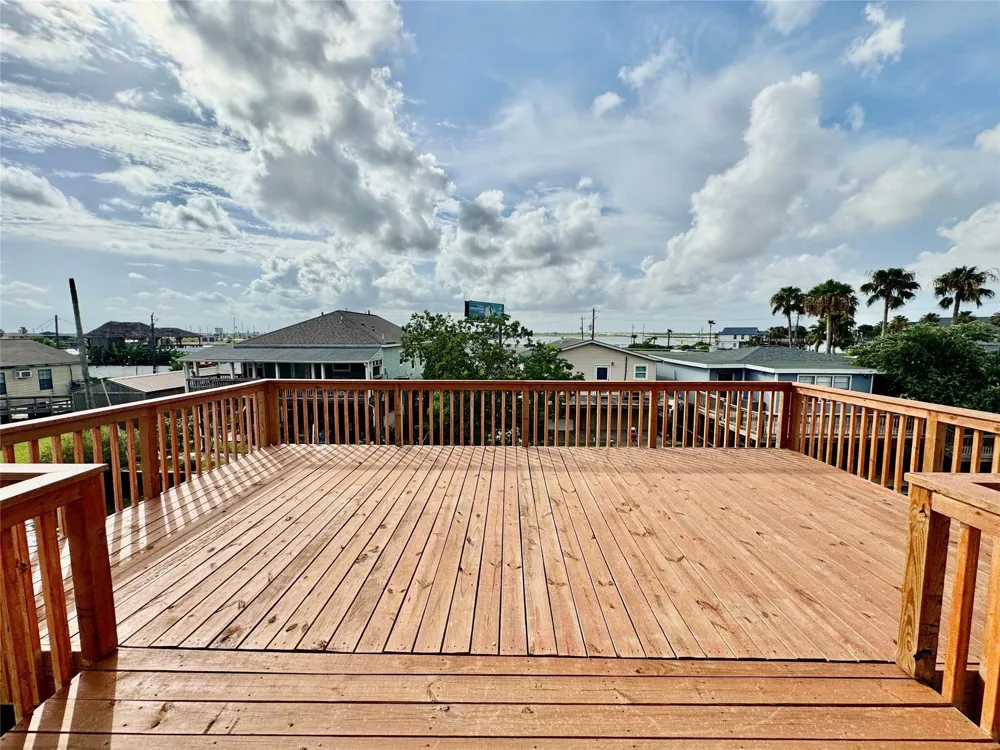 18 Edgewater Bayou Vista, TX 77563
