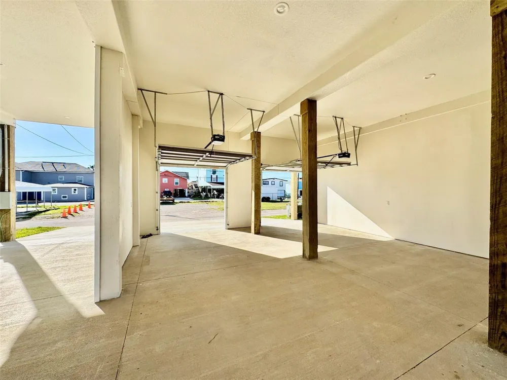 18 Edgewater Bayou Vista, TX 77563