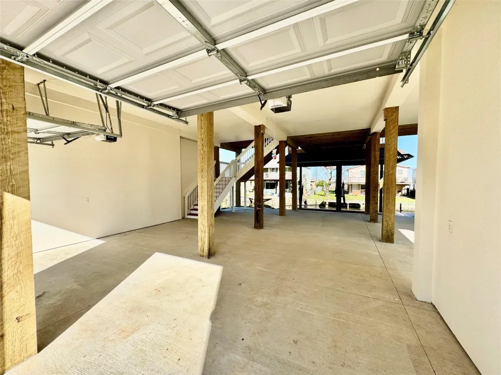 18 Edgewater Bayou Vista, TX 77563