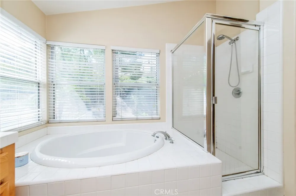 18820 Leesbury Rowland Heights, CA 91748