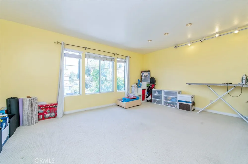 18820 Leesbury Rowland Heights, CA 91748