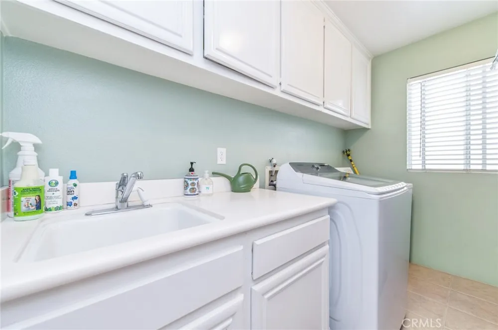 18820 Leesbury Rowland Heights, CA 91748